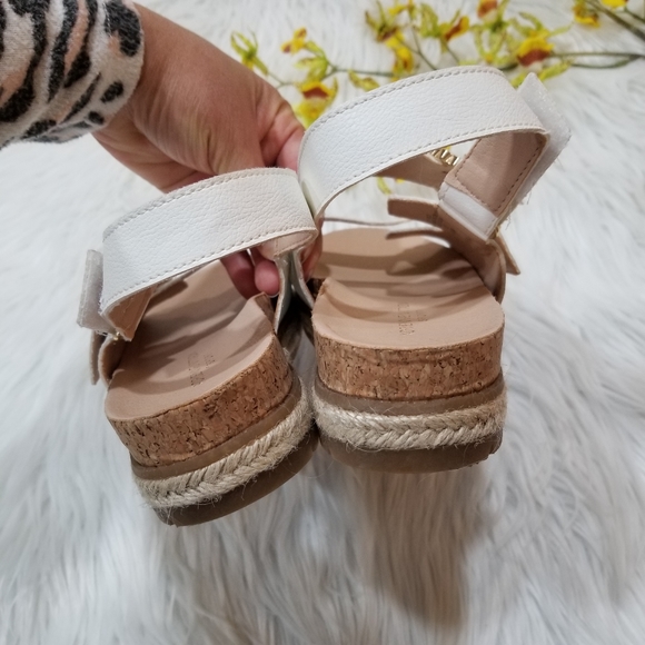 ADRIENNE VITTADINI Sport Espadrilles Sandals White Color SIZE 8 1/2 M.. - Picture 8 of 17